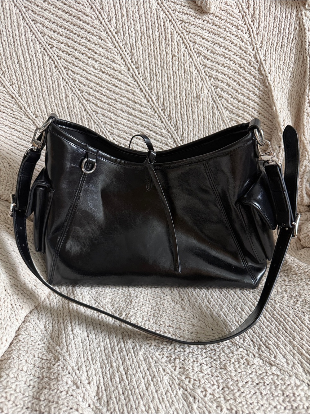 oil-waxed genuine leather crossbody bag